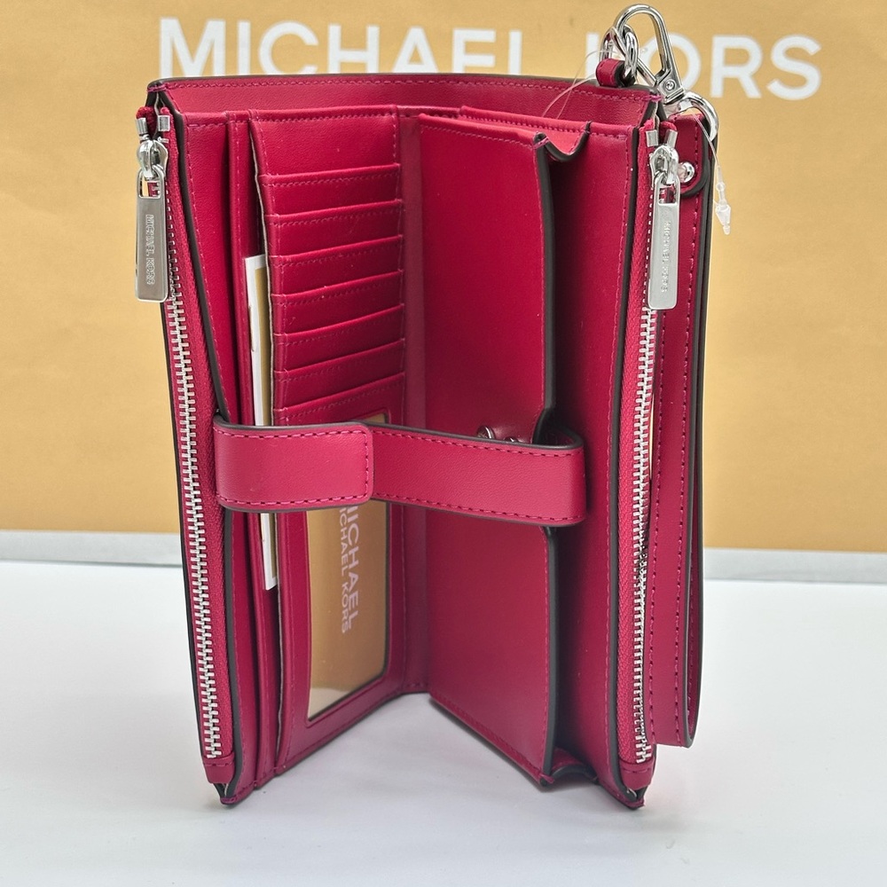 MICHAEL KORS
Jet Set Large Ombré Logo Wristlet Dark Raspberry color - Picture 12 of 15